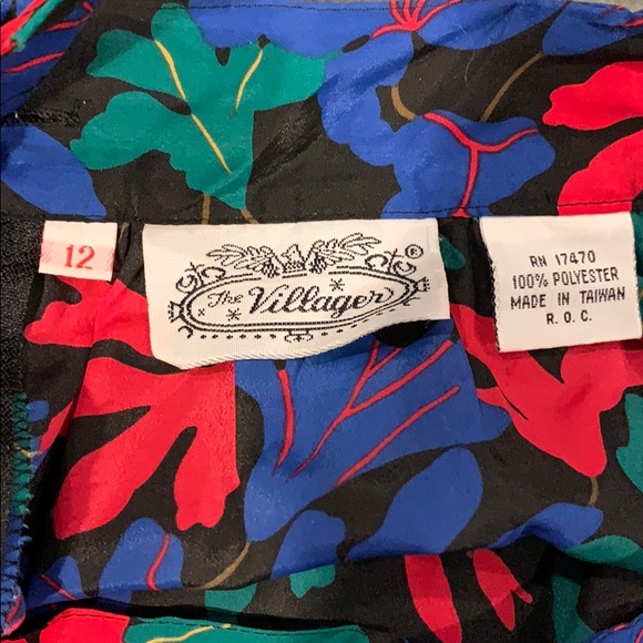 90’s Vintage The Villager Floral Skirt - Picture 5 of 5